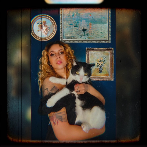 Meet your Posher, Julianna - Picture 1 of 1